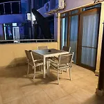 Ys * סאני ביץ'
