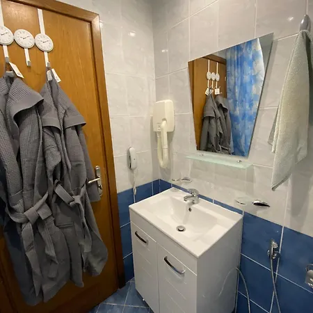 Ys Слънчев бряг