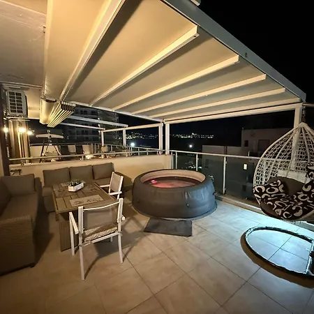 Ys * ساني بيتش