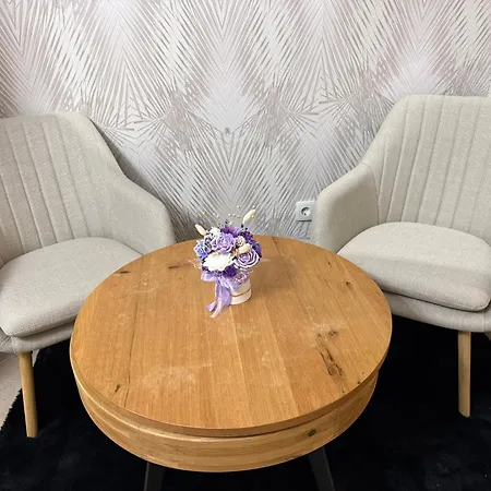 Ys * Sluneční pobřeží